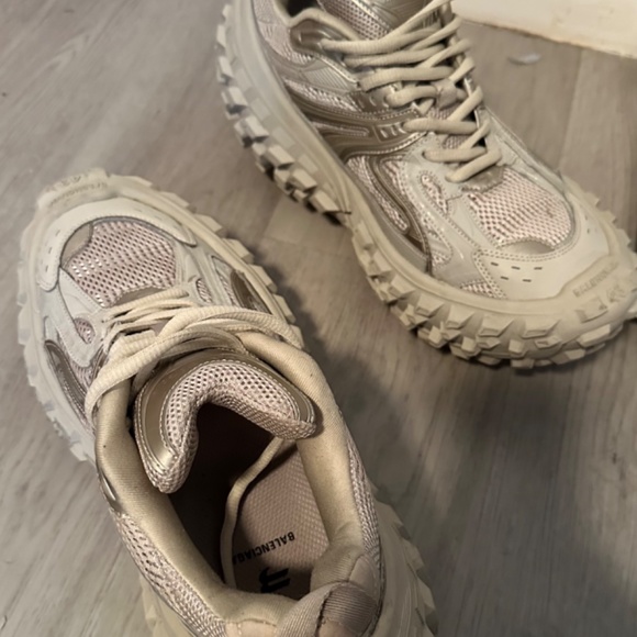 BALENCIAGA SHOES - Picture 4 of 6